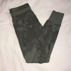 Athleta army green floral leggings
